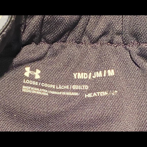 Under Armour Girls Heat Gear Shorts Size Youth Med - Picture 3 of 3